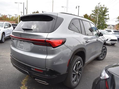 New 2026 Buick Enclave Sport Touring w/ Power Package image 9