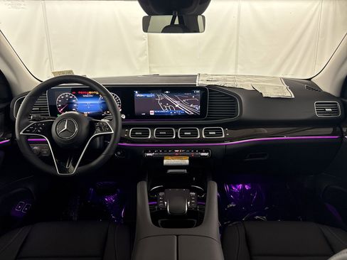 New 2026 Mercedes-Benz GLE 450e 4MATIC image 16