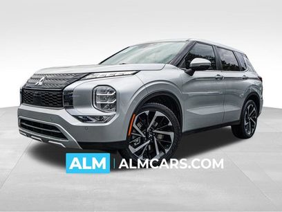 Used 2024 Mitsubishi Outlander SE