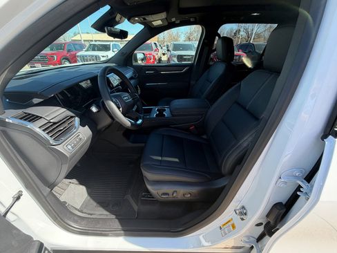 New 2026 GMC Acadia Elevation w/ Black Edition AWD/4WD image 5