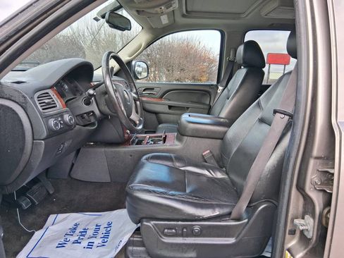 Used 2012 Chevrolet Tahoe LTZ image 13