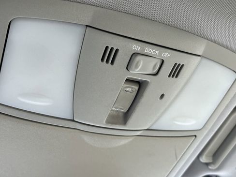 Used 2008 INFINITI G35 x Sedan w/ Premium Pkg image 26