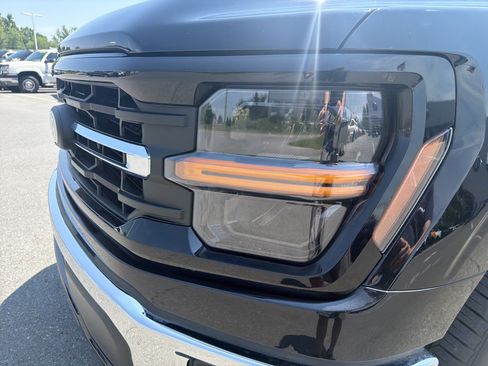 Used 2024 Ford F150 XLT w/ Mobile Office Package AWD/4WD image 10