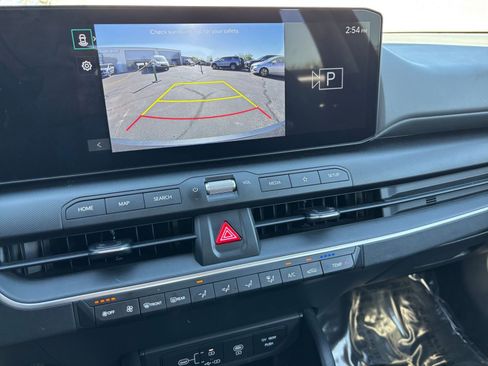 Used 2025 Kia K4 LXS image 17