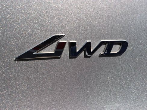 Used 2025 Genesis GV70 2.5T AWD/4WD image 63