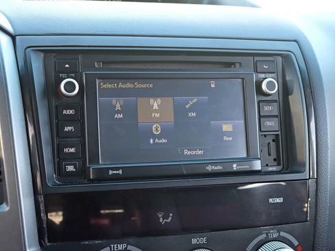 Used 2017 Toyota Sequoia Platinum image 22