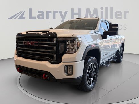 Used 2022 GMC Sierra 2500 AT4 w/ AT4 Premium Plus Package AWD/4WD image 1