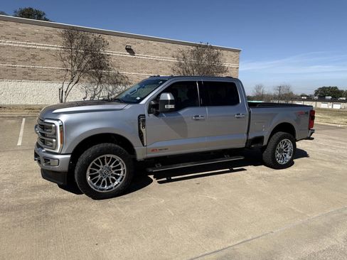 Used 2023 Ford F250 Limited w/ FX4 Off-Road Package image 5