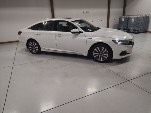 Used 2021 Honda Accord EX-L image 2