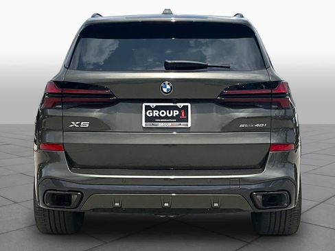 Used 2026 BMW X5 sDrive40i w/ Executive Package RWD image 4