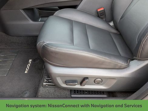 Used 2025 Nissan Rogue SL image 15