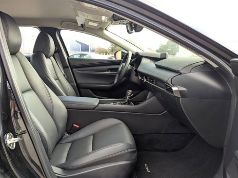 Used 2025 MAZDA MAZDA3 s image 27