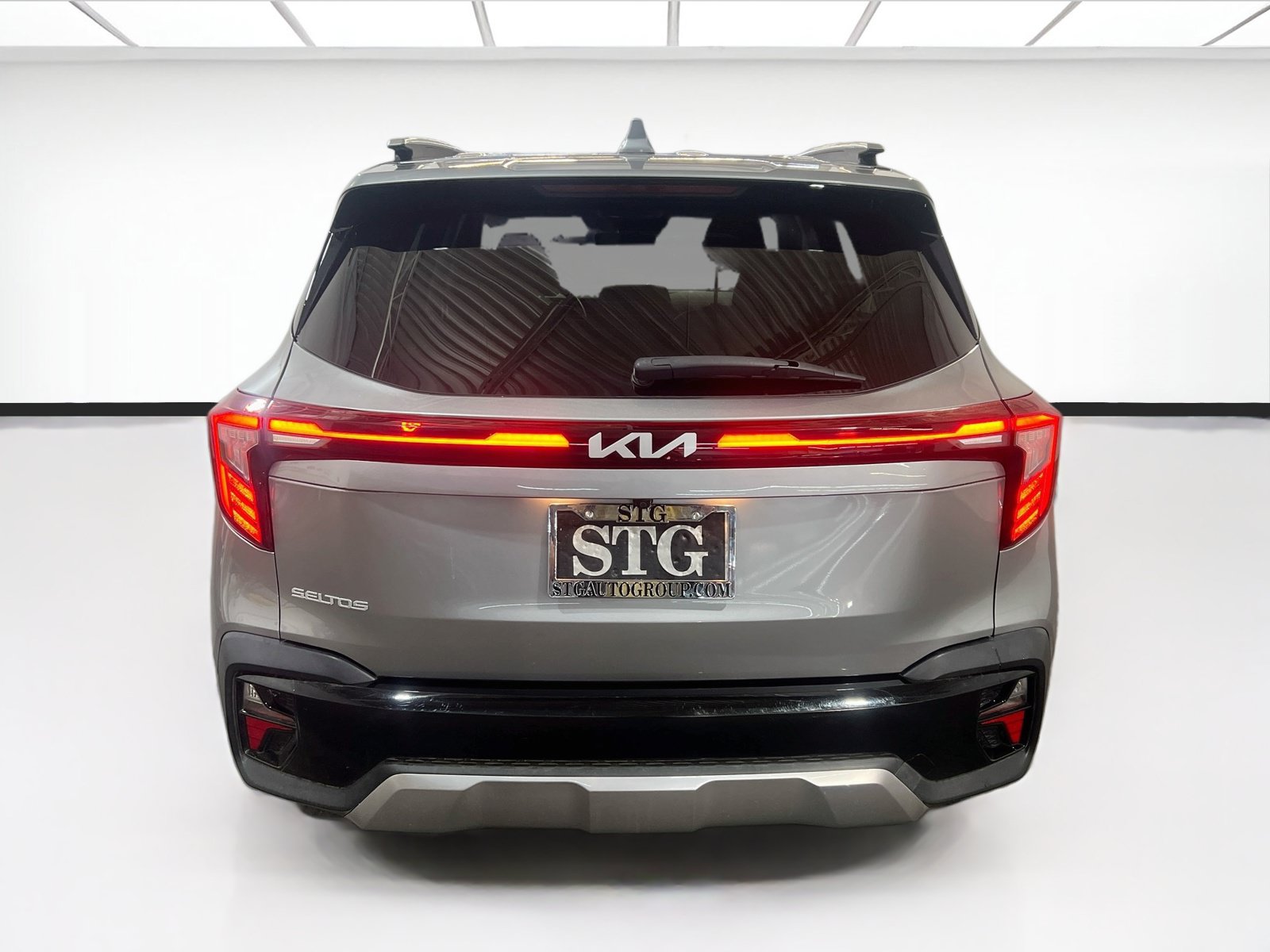 Used 2025 Kia Seltos S FWD image 5