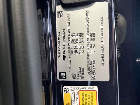 Certified 2023 Cadillac Escalade ESV Luxury image 28