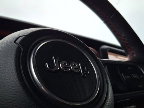 Used 2021 Jeep Wrangler Unlimited Rubicon image 23