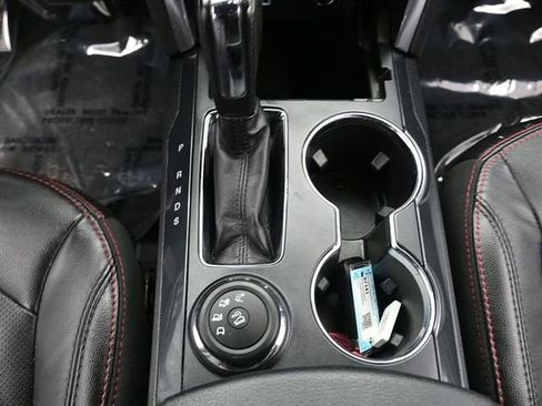 Used 2018 Ford Explorer Sport image 19