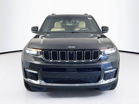 Used 2023 Jeep Grand Cherokee L Limited w/ Luxury Tech Group II RWD image 2