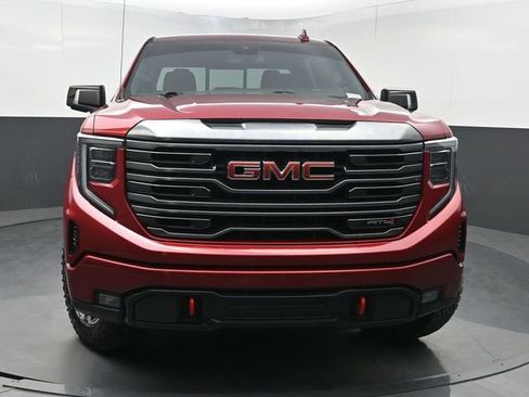 Used 2022 GMC Sierra 1500 AT4 w/ AT4 Preferred Package image 6