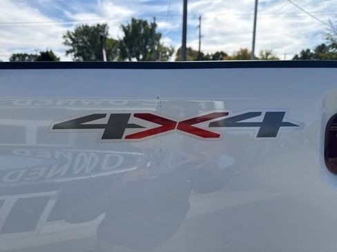 Used 2020 Chevrolet Silverado 2500 W/T w/ WT Convenience Package AWD/4WD image 17
