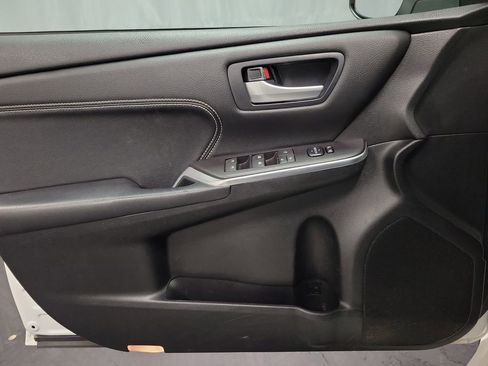 Used 2017 Toyota Camry XLE FWD image 23