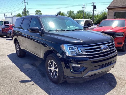 Used 2021 Ford Expedition XL AWD/4WD image 3