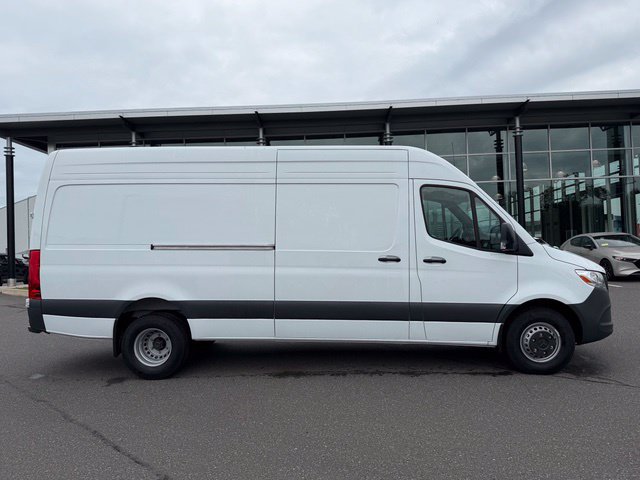 Used 2026 Mercedes-Benz Sprinter 3500 image 8