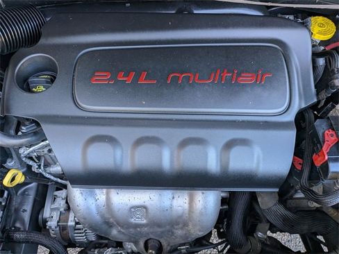 Used 2019 Jeep Compass Latitude image 30
