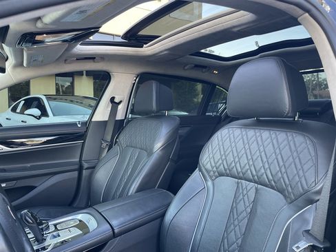 Used 2018 BMW ALPINA B7 xDrive w/ Luxury Rear Seating Package AWD/4WD image 7