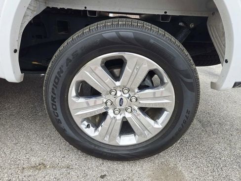 Used 2020 Ford F150 Lariat w/ Equipment Group 502A Luxury image 16