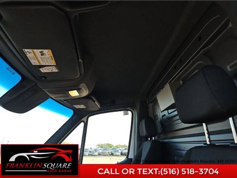 Used 2022 Mercedes-Benz Sprinter 1500 image 8
