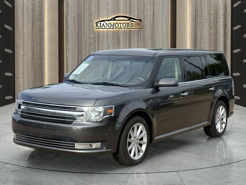 Used 2019 Ford Flex Limited w/ Equipment Group 301A AWD/4WD image 3