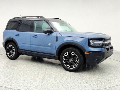 Used 2025 Ford Bronco Sport Outer Banks w/ Outer Banks Tech Package+ image 3