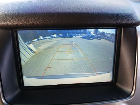 Used 2019 Chevrolet Suburban Premier w/ Premier Plus Edition image 51