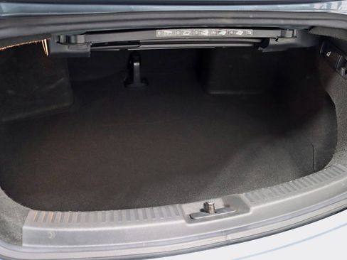 Used 2019 Volkswagen Beetle 2.0T S FWD image 30