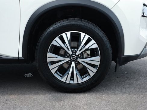 Used 2023 Nissan Rogue SV AWD/4WD image 5