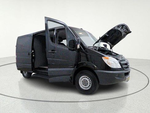 Used 2013 Mercedes-Benz Sprinter 144 Cargo w/ Premium Pkg image 11