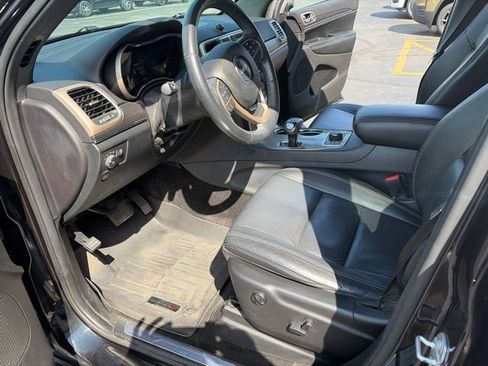 Used 2015 Jeep Grand Cherokee Limited w/ Trailer Tow Group IV AWD/4WD image 3