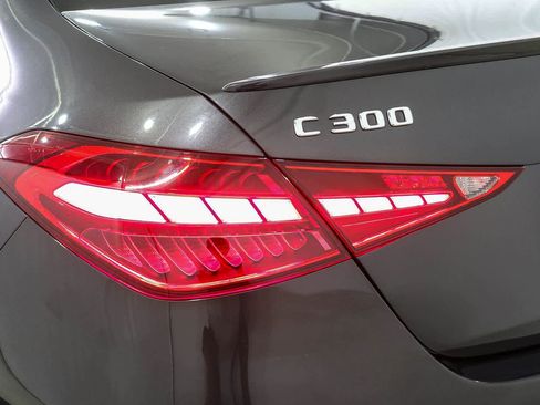 Used 2023 Mercedes-Benz C 300 Sedan image 11