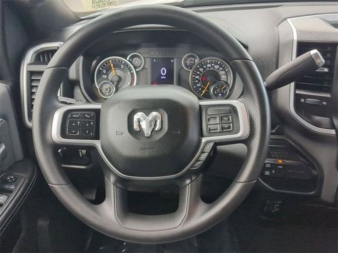 Used 2021 RAM 2500 Big Horn image 16