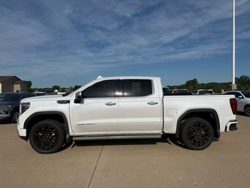Used 2024 GMC Sierra 1500 Denali w/ Denali Reserve Package AWD/4WD image 8