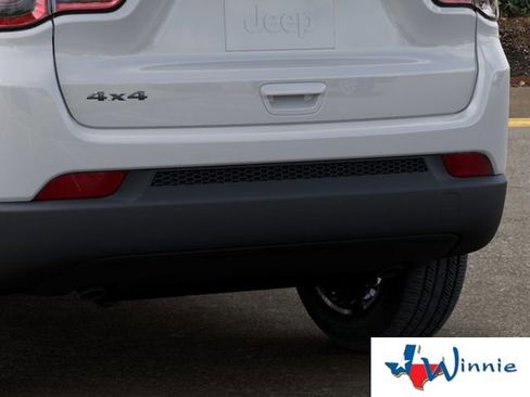 New 2026 Jeep Compass Latitude image 16