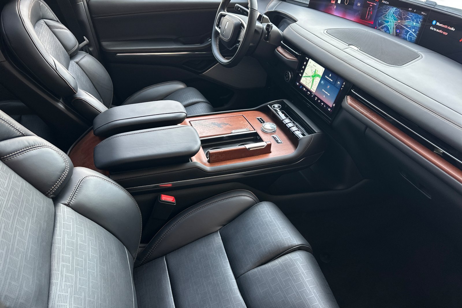 New 2027 Lincoln Navigator L Black Label AWD/4WD image 16