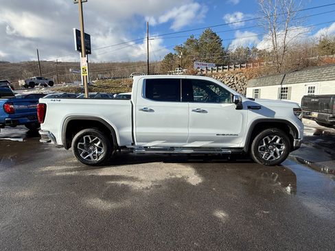 New 2026 GMC Sierra 1500 SLT w/ SLT Premium Package image 6