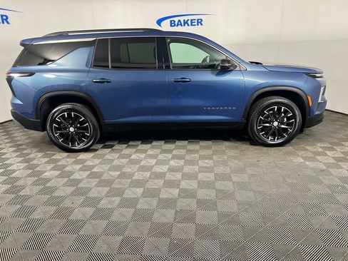 Certified 2026 Chevrolet Traverse LT w/ Sun and Wheel Package AWD/4WD image 7