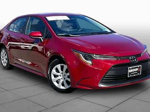 Certified 2024 Toyota Corolla LE FWD image 3