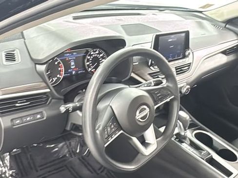 Certified 2024 Nissan Altima 2.5 SV image 32