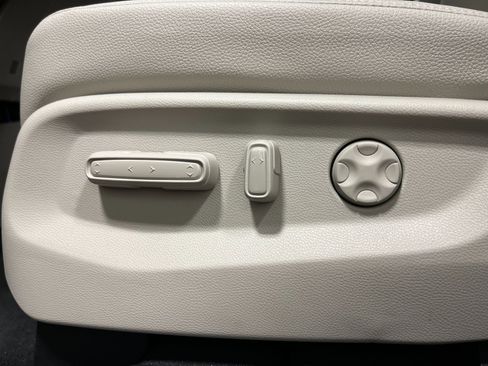 New 2026 Honda Odyssey EX-L image 9