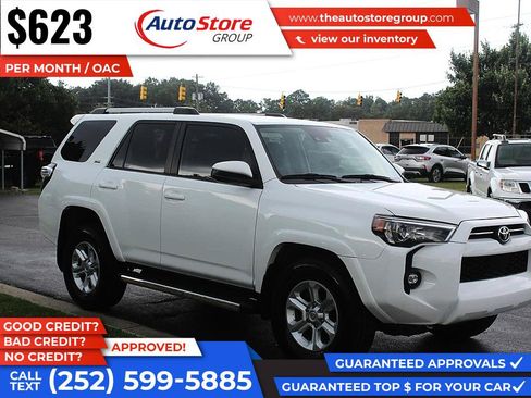 Used 2021 Toyota 4Runner SR5 RWD image 4