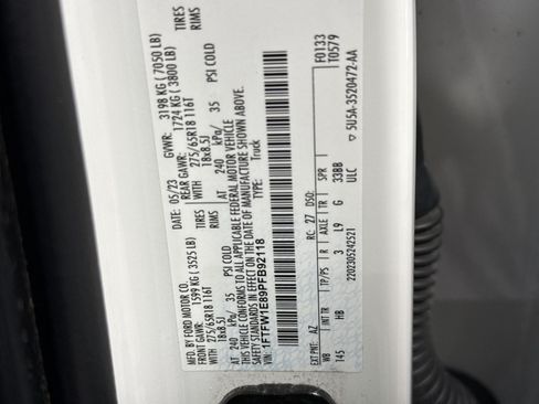 Used 2023 Ford F150 Lariat AWD/4WD image 36