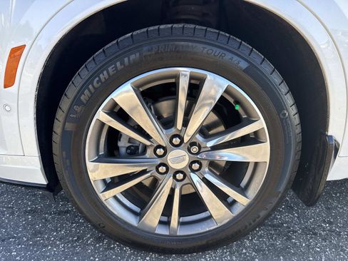 Used 2021 Cadillac XT6 Premium Luxury image 10